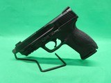 SMITH & WESSON M&P9 M2.0 - 3 of 7
