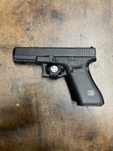 GLOCK 17Gen5 - 1 of 4