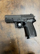 SIG SAUER SP2022 - 1 of 4