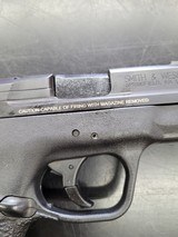 SMITH & WESSON M&P 9 Shield 9mm - 6 of 7