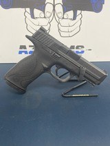 SMITH & WESSON M&P 9 - 2 of 4