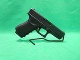 GLOCK 19 GEN 4 - 2 of 6 GLOCK 19 GEN 4 - 2 of 6