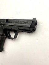 SMITH & WESSON M&P 9 - 4 of 7