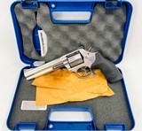 SMITH & WESSON 686-6 - 1 of 7