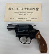 SMITH & WESSON 37 AIRWEIGHT - 1 of 7