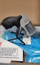 SMITH & WESSON 638 .38 SPL - 1 of 4