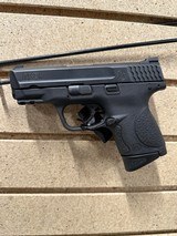 SMITH & WESSON M&P40C - 2 of 2