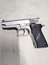 SMITH & WESSON 5906 - 1 of 3