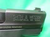 SMITH & WESSON M&P9 SHIELD - 4 of 6