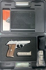 SIG SAUER P230 SL - 2 of 7