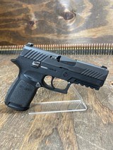 SIG SAUER P320 COMPACT - 2 of 6