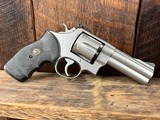 SMITH & WESSON MODEL 625-3 MODEL OF 1989 W/ ORIGINAL BOX, PAPERS & MOON CLIPS - 3 of 7