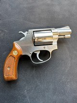 SMITH & WESSON MODEL 60 - 1 of 6