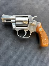 SMITH & WESSON MODEL 60 - 2 of 6