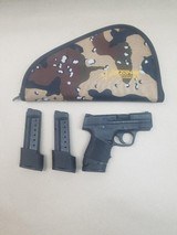 SMITH & WESSON M&P40 SHIELD .40 S&W - 1 of 7