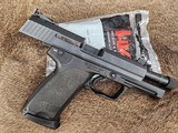 HECKLER & KOCH USP TACTICAL .45 ACP - 3 of 4