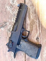 MAGNUM RESEARCH DESERT EAGLE - 2 of 4