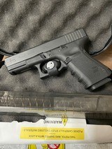 GLOCK 19gen4 9MM LUGER (9X19 PARA) - 1 of 4