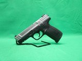 SMITH & WESSON SD40VE - 3 of 5