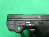 SMITH & WESSON M&P9 SHIELD M2.0 - 4 of 5