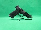 SMITH & WESSON M&P9 M2.0 - 2 of 7