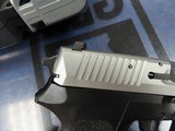 SIG SAUER E2022 - 3 of 6