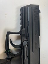HECKLER & KOCH P30 - 2 of 7