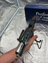 SMITH & WESSON Ported M&P 9 Performance Center M2.0 Backstrap Grip C.O.R.E. - 5 of 6