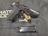 BERETTA PX4
STORM .40 S&W - 2 of 2