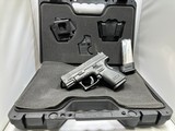 SPRINGFIELD XD-40 SUB COMPACT - 1 of 4