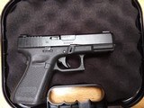 GLOCK Glock 19 GEN 5 9mm AGB - 1 of 3