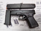 GLOCK Glock 19 GEN 5 9mm AGB - 2 of 3