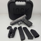 GLOCK 17 G17 GEN 4 9MM W/ 3 MAGS (POLICE TRADE-IN) - 1 of 6
