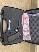 SMITH & WESSON M&P 22 - 1 of 6