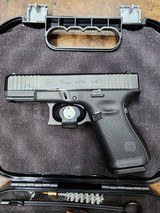 GLOCK 19gen5 - 1 of 4