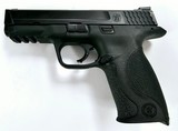 SMITH & WESSON M&P 40 - 2 of 3