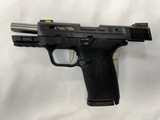 SMITH & WESSON M&P 9 Shield EZ M2.0 - 3 of 5