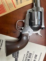 RUGER "NEW MODEL" BLACKHAWK STAINLESS W/ ORIGINAL BOX .357 MAG - 3 of 6