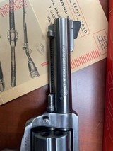 RUGER "NEW MODEL" BLACKHAWK STAINLESS W/ ORIGINAL BOX .357 MAG - 4 of 6