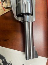 RUGER "NEW MODEL" BLACKHAWK STAINLESS W/ ORIGINAL BOX .357 MAG - 6 of 6