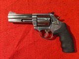 SMITH & WESSON 686-6 - 2 of 3