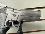 SMITH & WESSON 4006 - 4 of 5