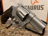 TAURUS 856 - 2 of 7