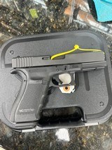 GLOCK 21 GEN 4 .45 ACP - 3 of 5