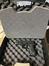 SIG SAUER P226 - 2 of 7