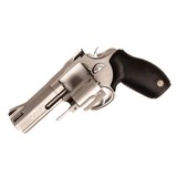 TAURUS TRACKER - 3 of 4