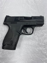 SMITH & WESSON M&P40 SHIELD .40 S&W - 2 of 3
