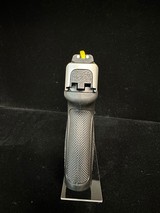 SMITH & WESSON S&W SD9 VE - 3 of 5