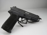SIG SAUER SP2022 - 4 of 6
