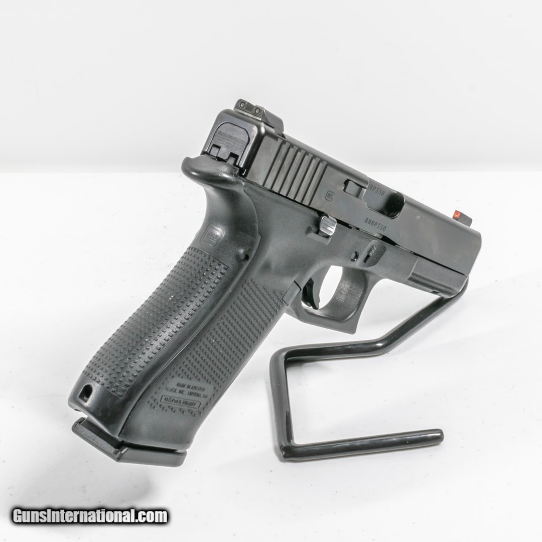 GLOCK LEO G17 GEN5, Grade 2 9MM LUGER (9X19 PARA)